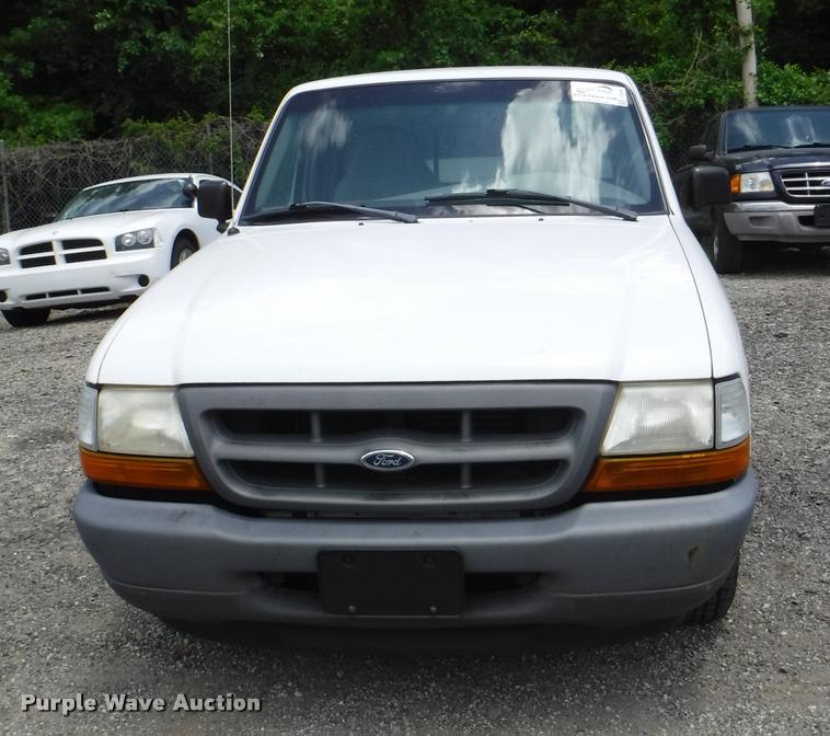 image for item J5686 1998 Ford Ranger pickup truck
