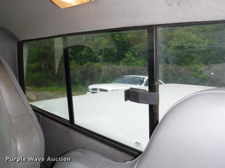 image for item J5686 1998 Ford Ranger pickup truck