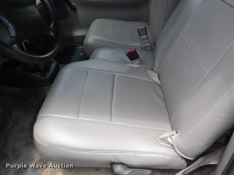 image for item J5686 1998 Ford Ranger pickup truck