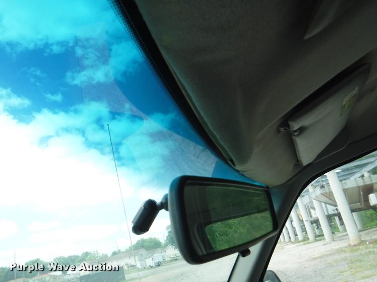 image for item J5686 1998 Ford Ranger pickup truck