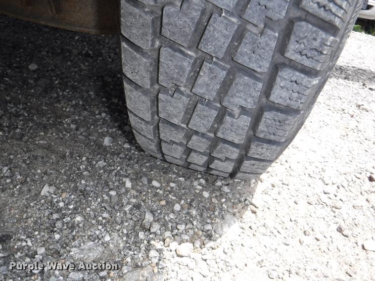 image for item J5686 1998 Ford Ranger pickup truck