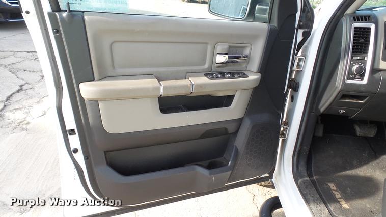 image for item K3868 2012 Dodge Ram 1500 Quad Cab pickup truck