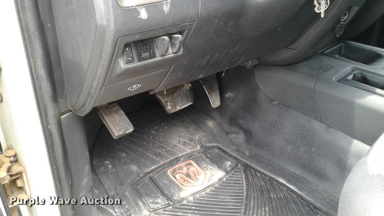 image for item K3869 2011 Dodge Ram 5500HD service truck