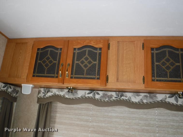 image for item K5917 2005 Sandpiper 305RW camper