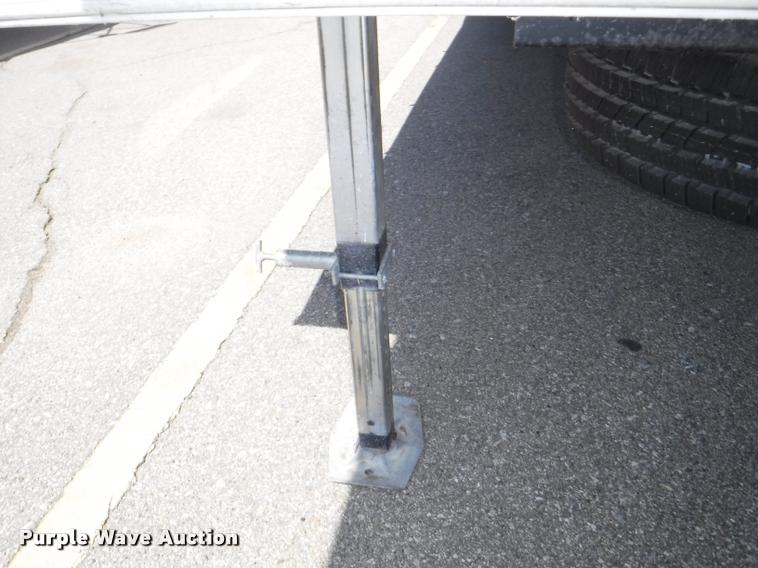 image for item K5917 2005 Sandpiper 305RW camper