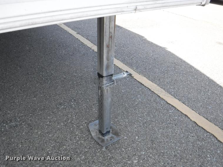 image for item K5917 2005 Sandpiper 305RW camper