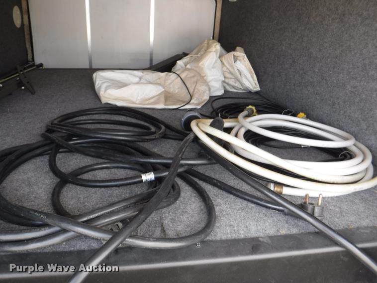 image for item K5917 2005 Sandpiper 305RW camper