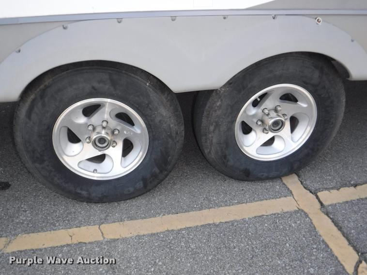 image for item K5917 2005 Sandpiper 305RW camper