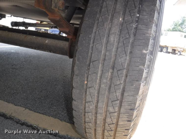 image for item K5917 2005 Sandpiper 305RW camper