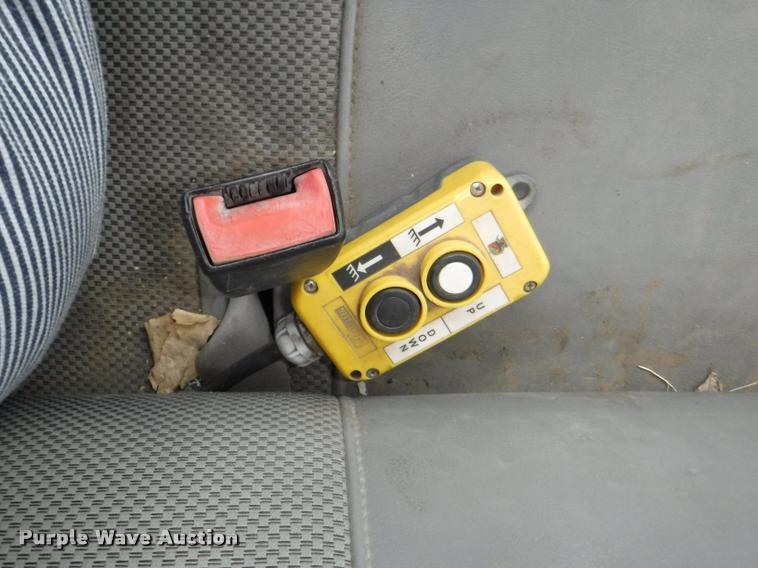 image for item K5935 2006 Ford F550 Super Duty XL dump flatbed truck