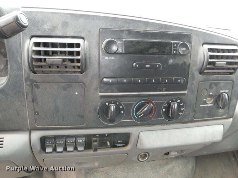 image for item K5935 2006 Ford F550 Super Duty XL dump flatbed truck