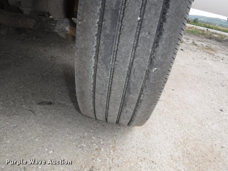 image for item K5935 2006 Ford F550 Super Duty XL dump flatbed truck