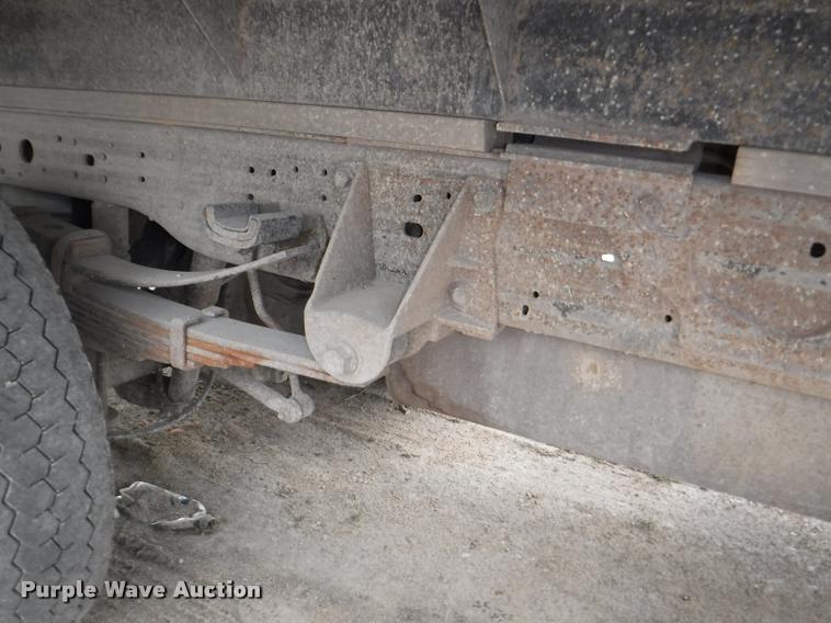 image for item K5935 2006 Ford F550 Super Duty XL dump flatbed truck