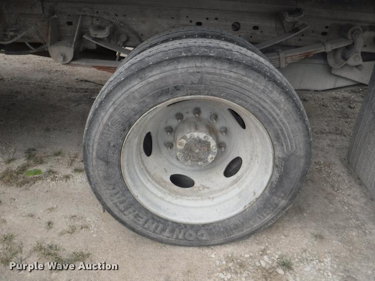 image for item K5935 2006 Ford F550 Super Duty XL dump flatbed truck