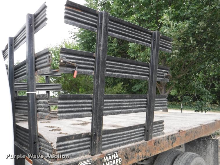 image for item K5935 2006 Ford F550 Super Duty XL dump flatbed truck