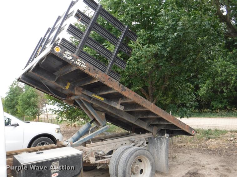 image for item K5935 2006 Ford F550 Super Duty XL dump flatbed truck