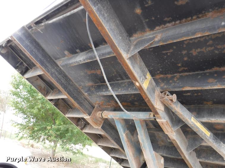 image for item K5935 2006 Ford F550 Super Duty XL dump flatbed truck