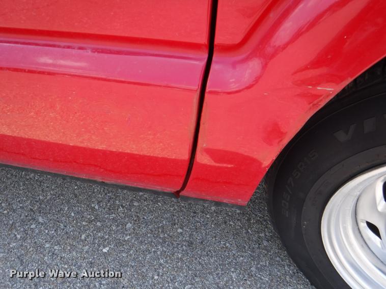 image for item K5937 1996 Chevrolet S10 Ext. Cab pickup truck