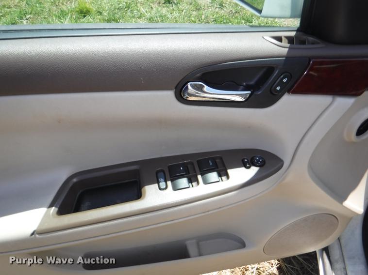 image for item K5956 2008 Chevrolet Impala LS