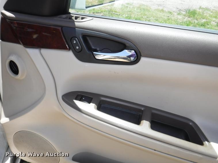 image for item K5956 2008 Chevrolet Impala LS