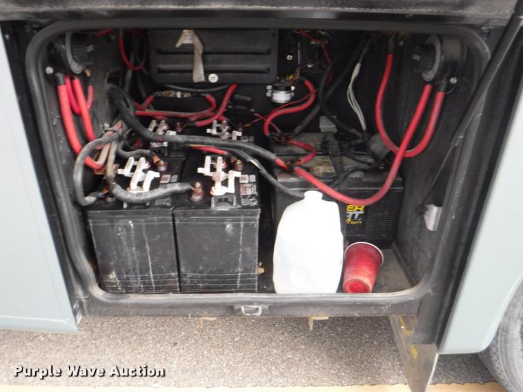 image for item K5967 2003 Holiday Rambler Ambassador RV