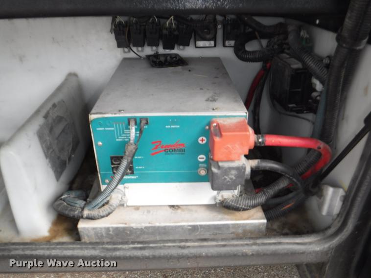 image for item K5967 2003 Holiday Rambler Ambassador RV