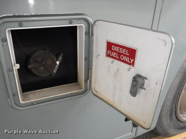 image for item K5967 2003 Holiday Rambler Ambassador RV