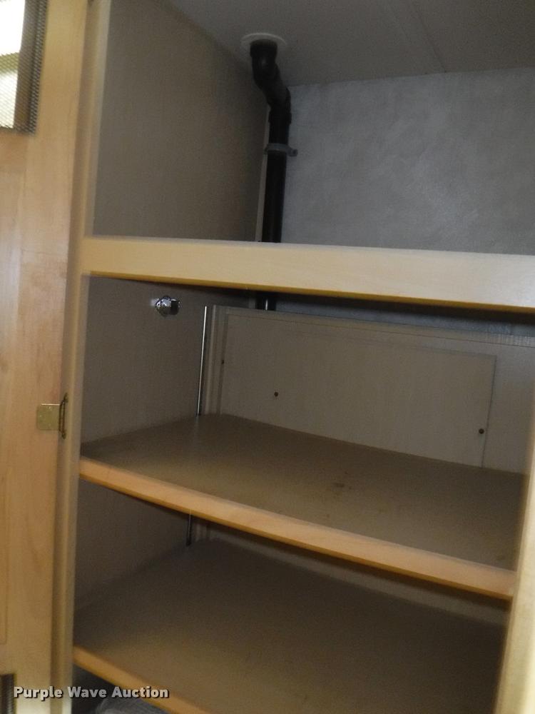 image for item K5967 2003 Holiday Rambler Ambassador RV