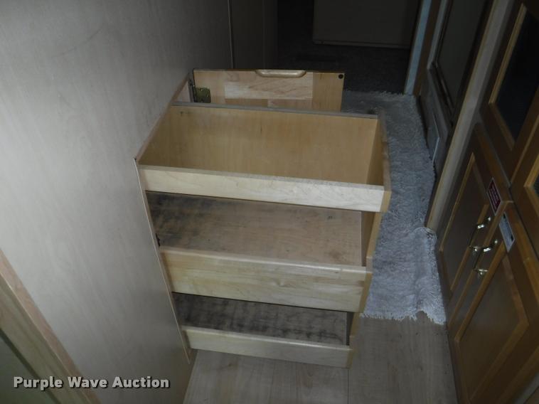 image for item K5967 2003 Holiday Rambler Ambassador RV