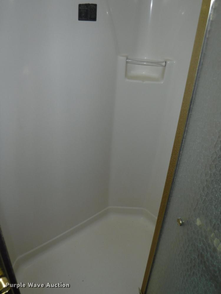 image for item K5967 2003 Holiday Rambler Ambassador RV