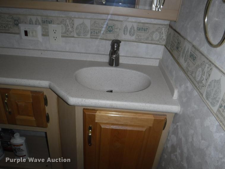 image for item K5967 2003 Holiday Rambler Ambassador RV