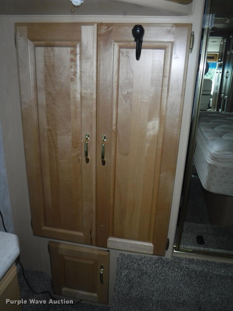 image for item K5967 2003 Holiday Rambler Ambassador RV