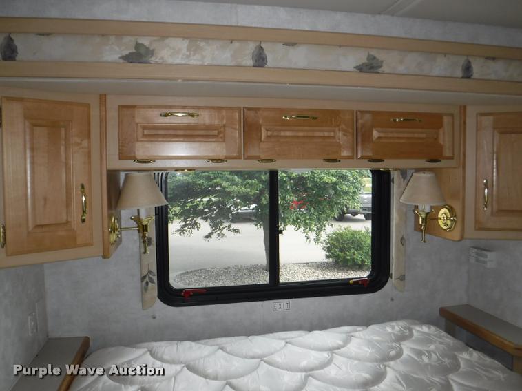 image for item K5967 2003 Holiday Rambler Ambassador RV