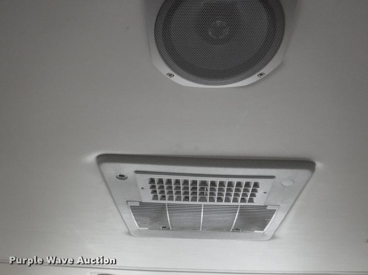 image for item K5967 2003 Holiday Rambler Ambassador RV