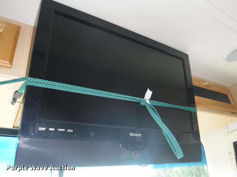 image for item K5967 2003 Holiday Rambler Ambassador RV