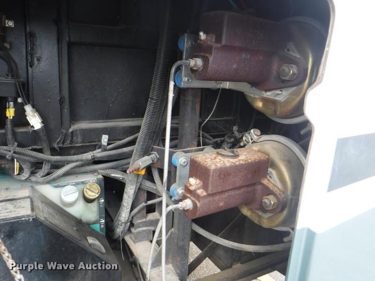 image for item K5967 2003 Holiday Rambler Ambassador RV