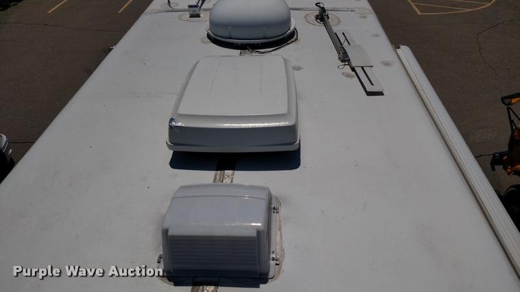 image for item K5967 2003 Holiday Rambler Ambassador RV