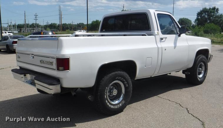 image for item K5968 1983 Chevrolet Silverado 10 pickup truck