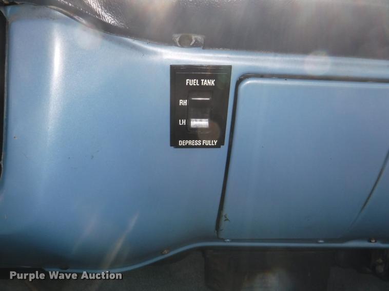 image for item K5968 1983 Chevrolet Silverado 10 pickup truck