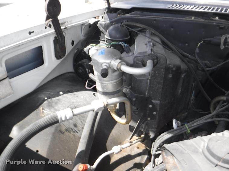 image for item K5968 1983 Chevrolet Silverado 10 pickup truck