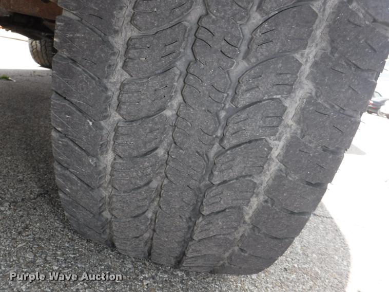 image for item K5968 1983 Chevrolet Silverado 10 pickup truck