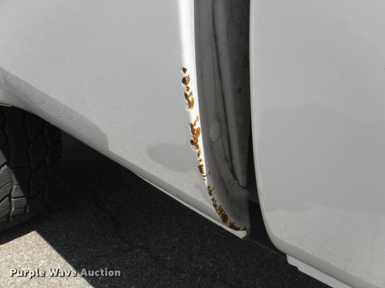 image for item K5968 1983 Chevrolet Silverado 10 pickup truck