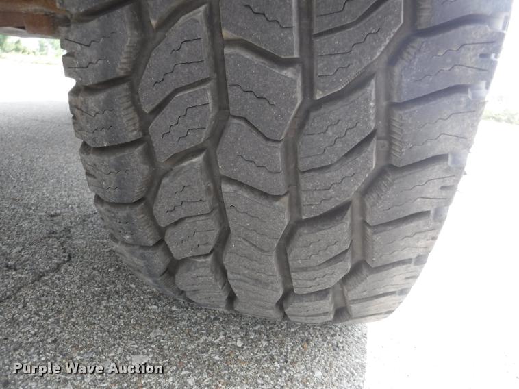 image for item K5968 1983 Chevrolet Silverado 10 pickup truck