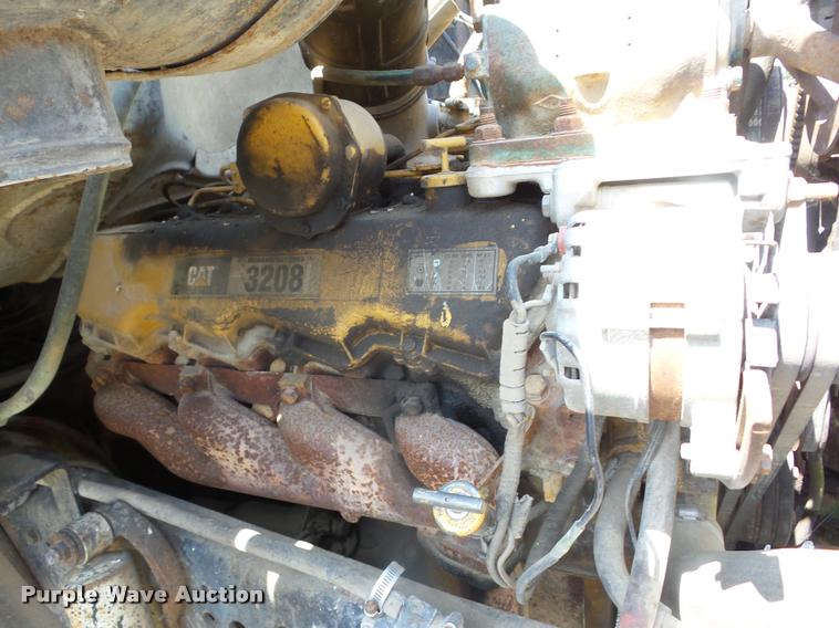 image for item K6474 1978 Ford 8000 dump truck