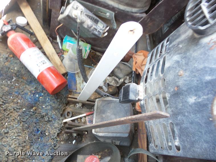 image for item K6474 1978 Ford 8000 dump truck