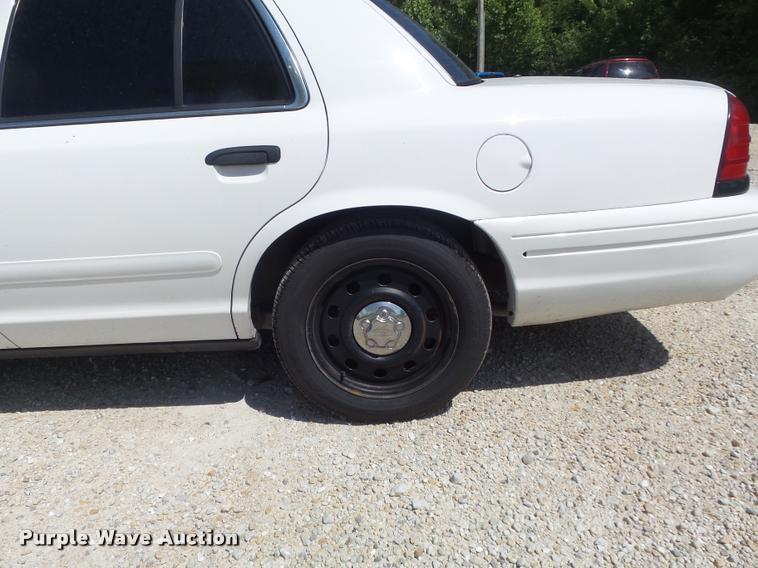 image for item K7601 2008 Ford Crown Victoria Police Interceptor