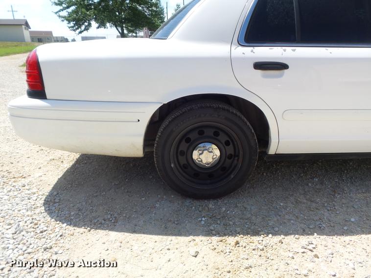 image for item K7601 2008 Ford Crown Victoria Police Interceptor
