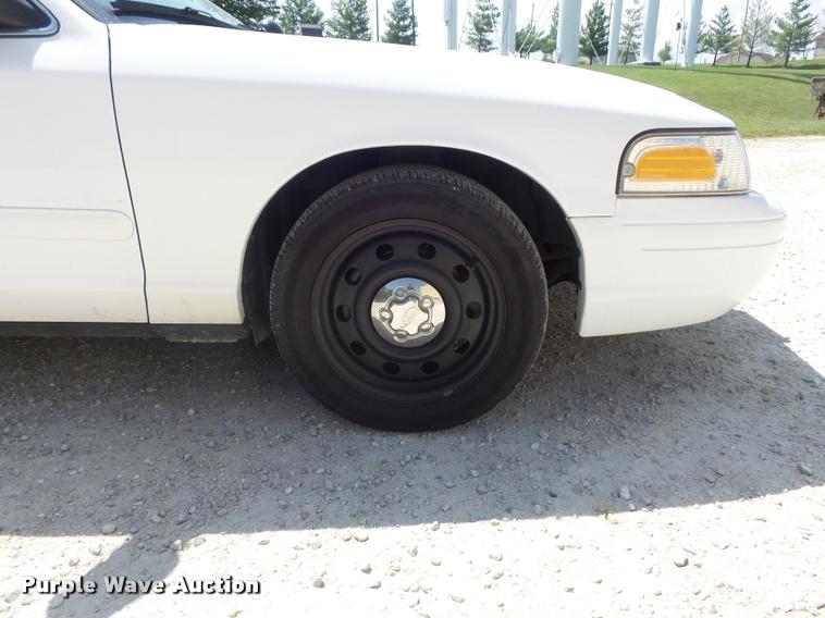 image for item K7601 2008 Ford Crown Victoria Police Interceptor