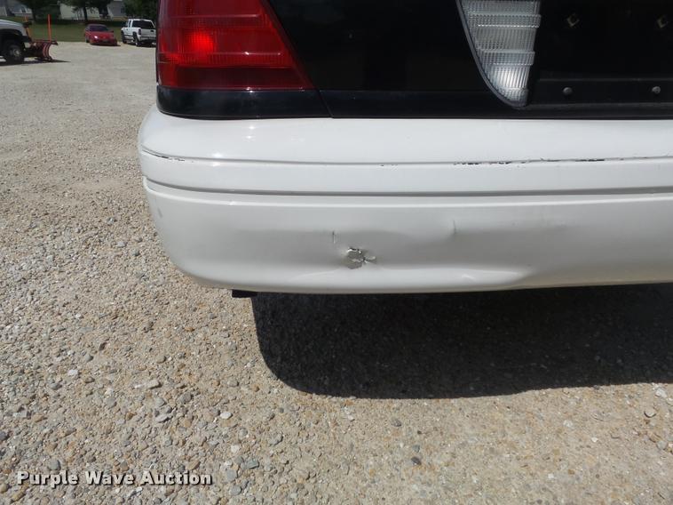 image for item K7601 2008 Ford Crown Victoria Police Interceptor