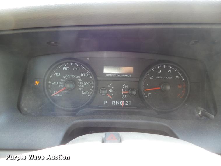 image for item K7601 2008 Ford Crown Victoria Police Interceptor